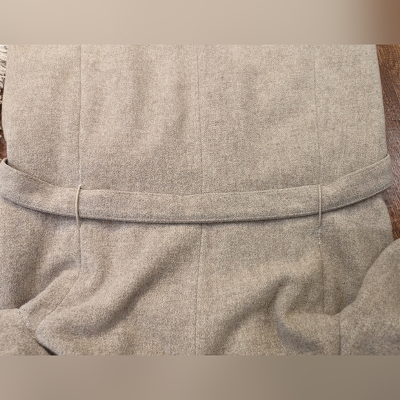 Women's Neutral Wool trench coat. Nicolinni Vintage size 6/8 - Picture 14 of 17